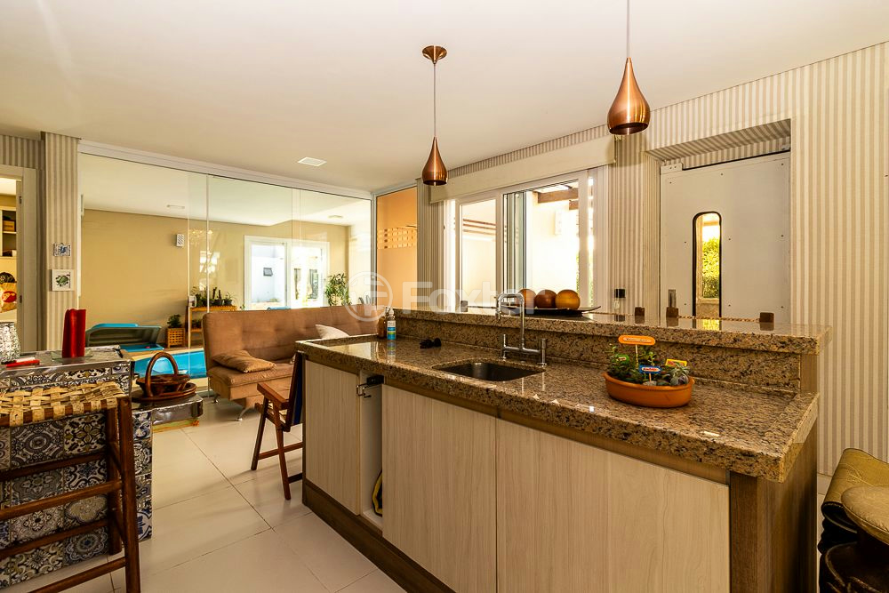 Casa de Condomínio à venda com 4 quartos, 300m² - Foto 18