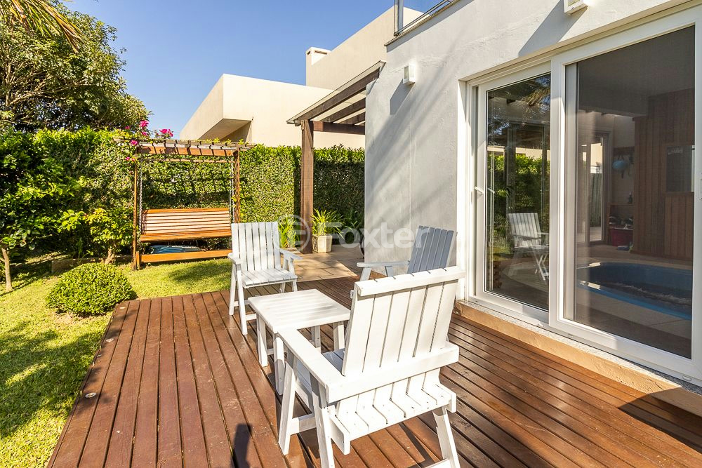 Casa de Condomínio à venda com 4 quartos, 300m² - Foto 4
