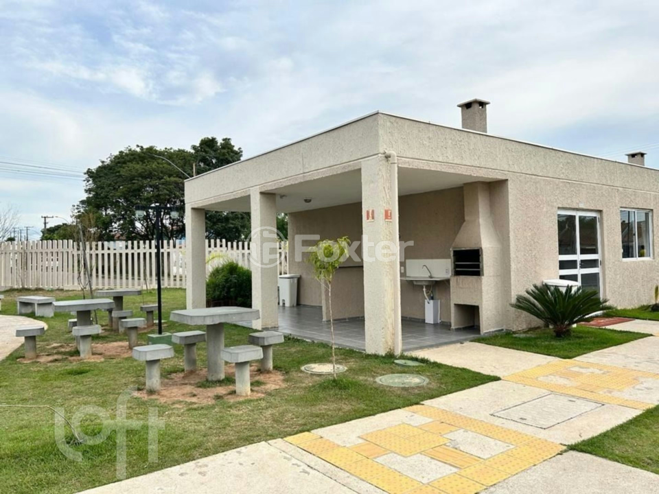 Apartamento à venda com 2 quartos, 44m² - Foto 1