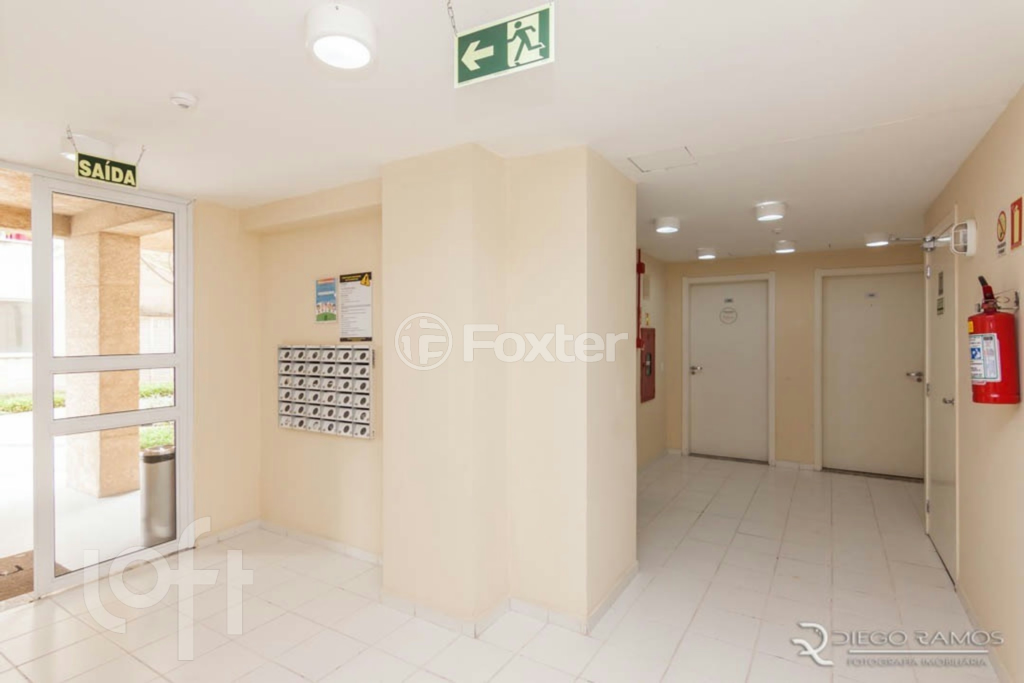 Apartamento à venda com 3 quartos, 61m² - Foto 27