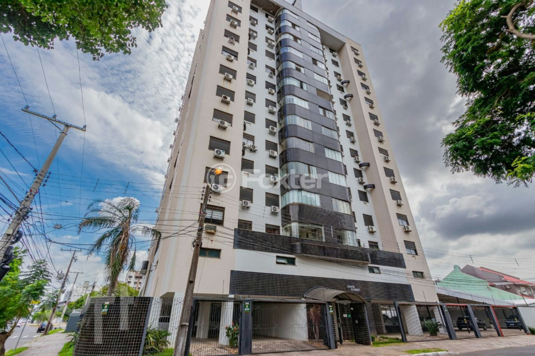 Apartamento à venda com 3 quartos, 119m² - Foto 1