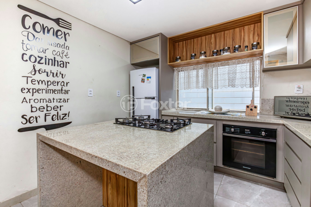 Casa à venda com 3 quartos, 240m² - Foto 14