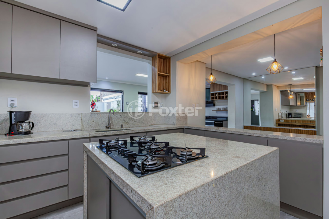 Casa à venda com 3 quartos, 240m² - Foto 17