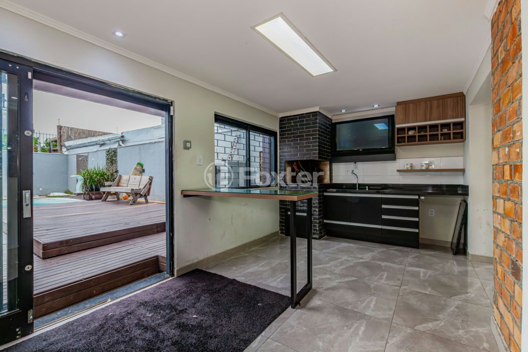 Casa à venda com 3 quartos, 240m² - Foto 18