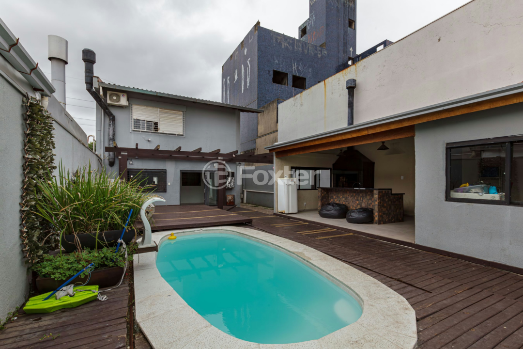 Casa à venda com 3 quartos, 240m² - Foto 19