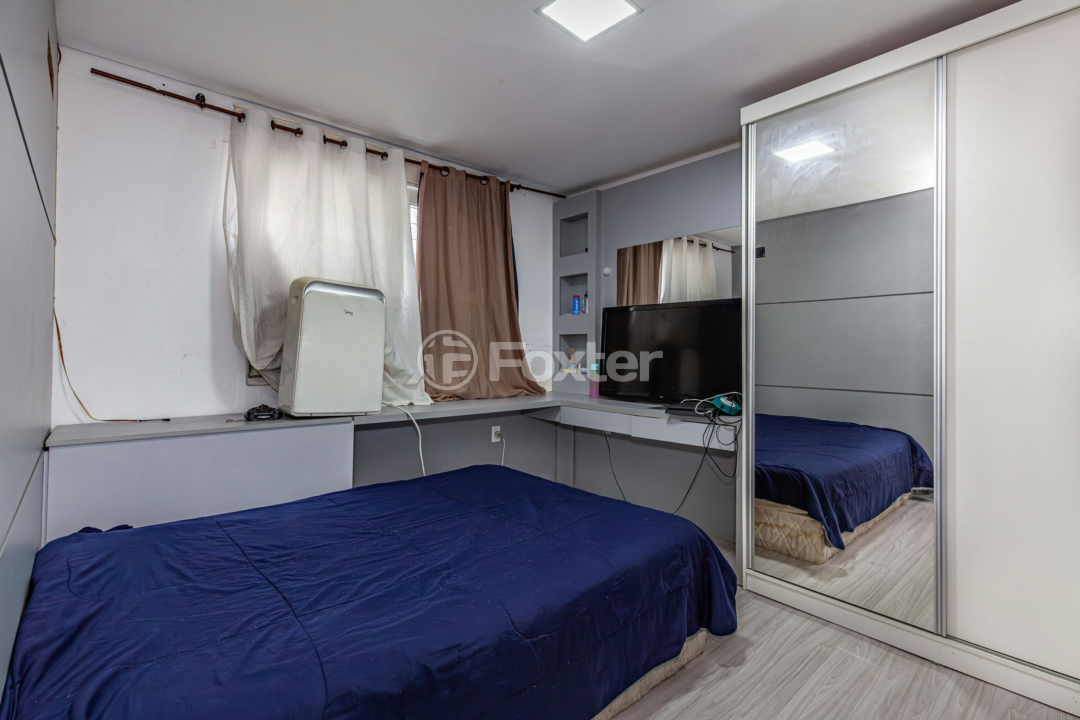 Casa à venda com 3 quartos, 240m² - Foto 8
