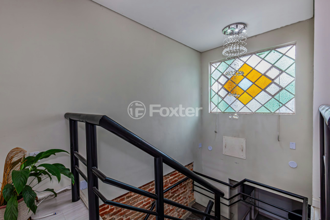Casa à venda com 3 quartos, 240m² - Foto 27