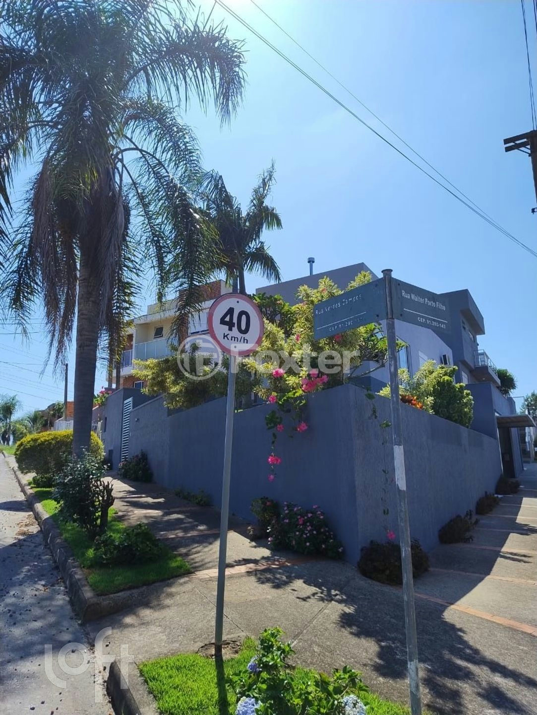Casa à venda com 3 quartos, 144m² - Foto 1