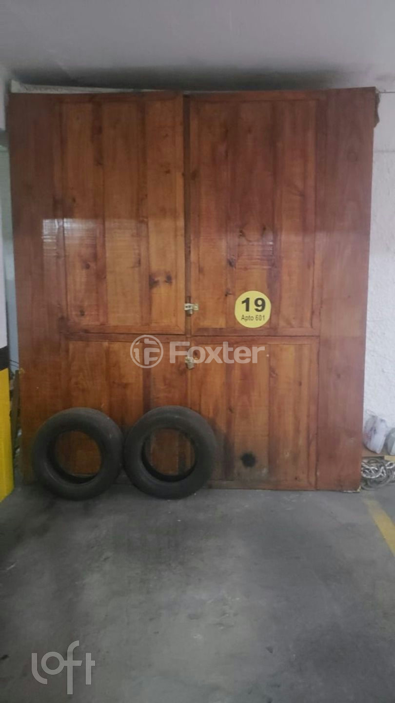 Apartamento à venda com 2 quartos, 67m² - Foto 4