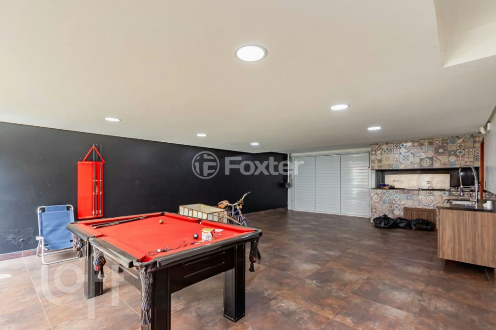 Casa à venda com 4 quartos, 310m² - Foto 16