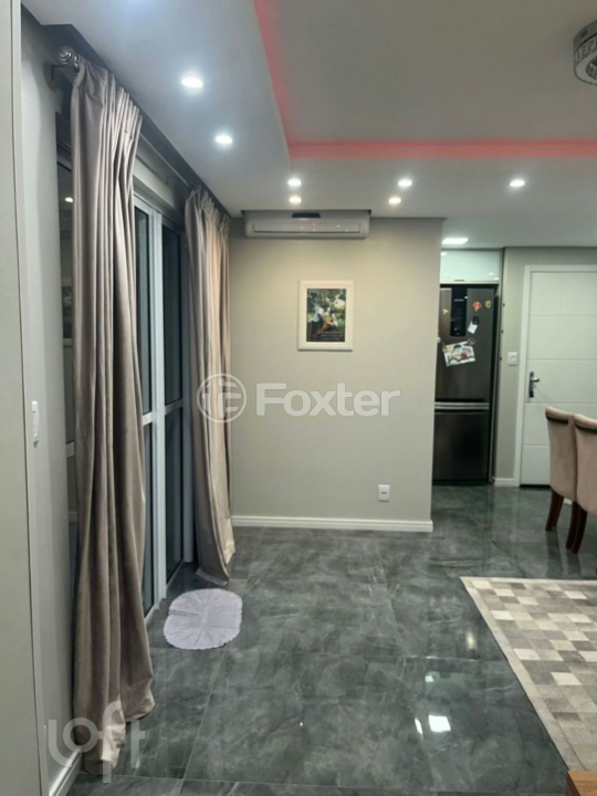 Apartamento à venda com 2 quartos, 65m² - Foto 2