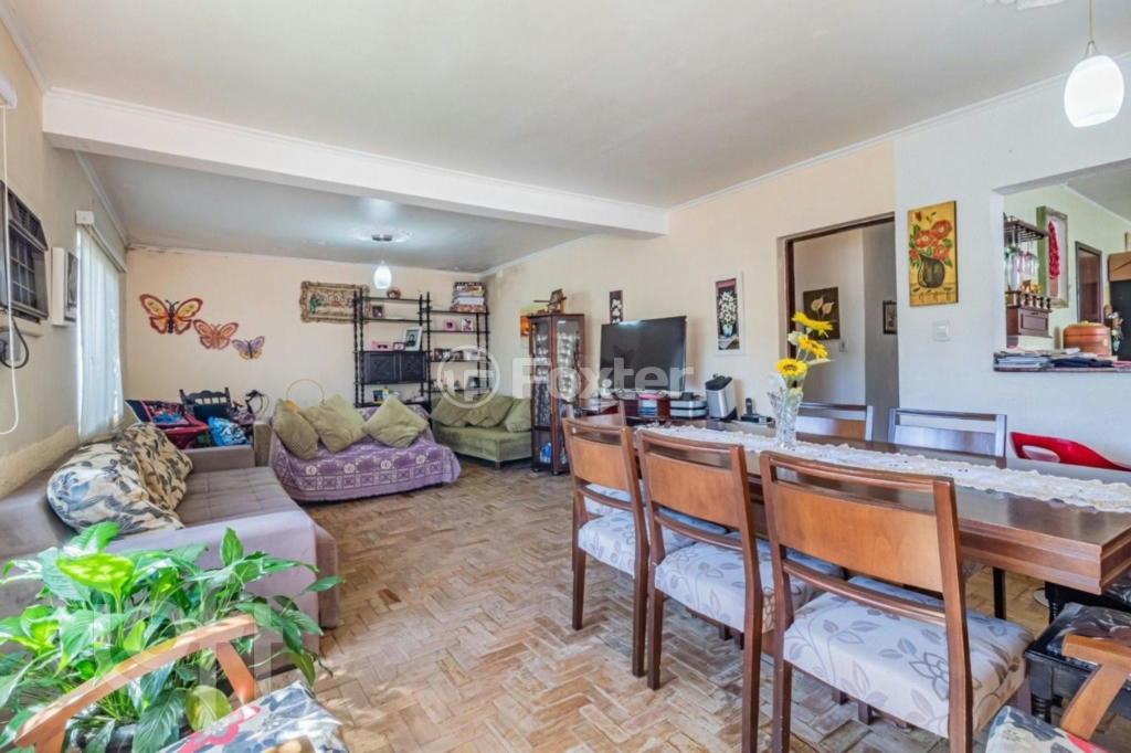 Casa à venda com 3 quartos, 152m² - Foto 4