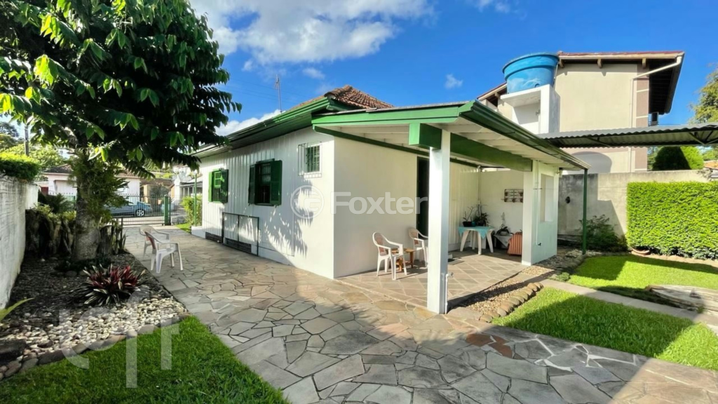 Casa à venda com 3 quartos, 110m² - Foto 3