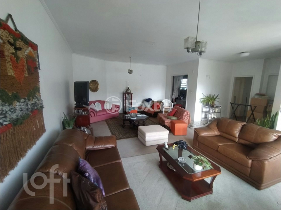 Casa à venda com 3 quartos, 164m² - Foto 1
