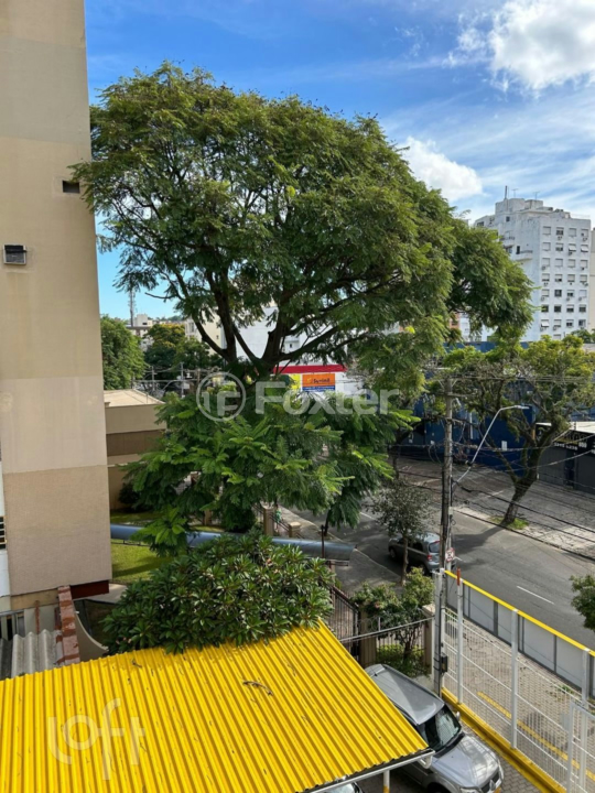 Apartamento à venda com 2 quartos, 61m² - Foto 4