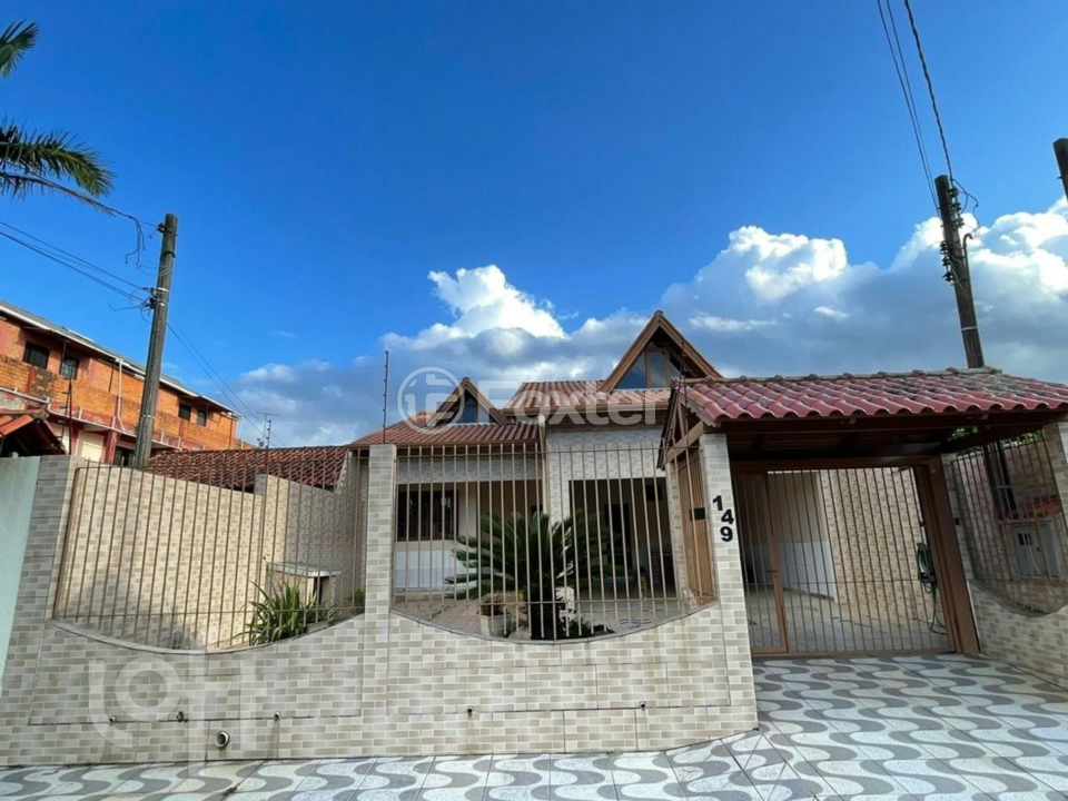 Casa à venda com 3 quartos, 194m² - Foto 3