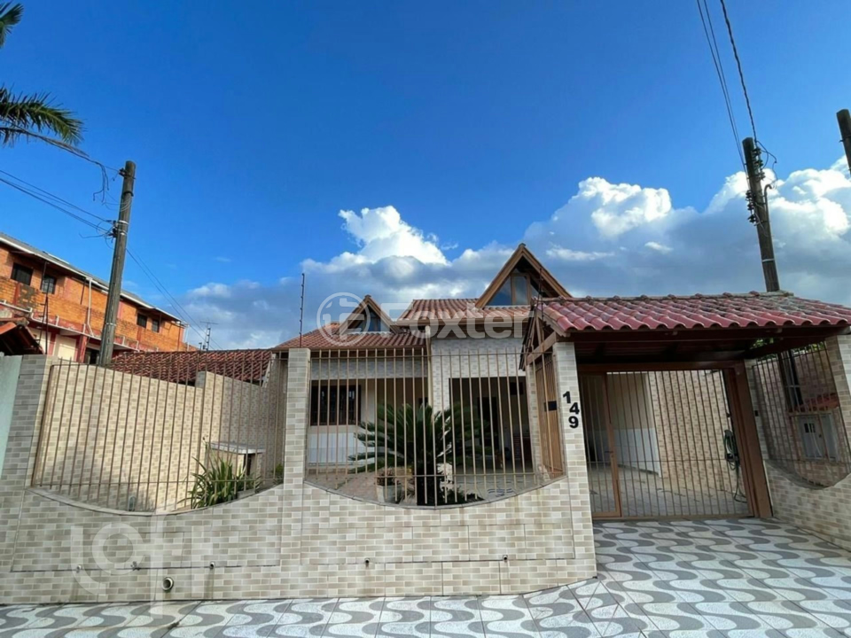 Casa à venda com 3 quartos, 194m² - Foto 2