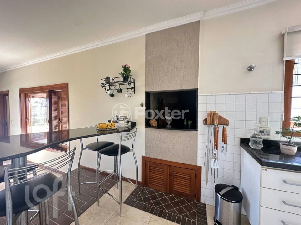Casa à venda com 3 quartos, 237m² - Foto 13