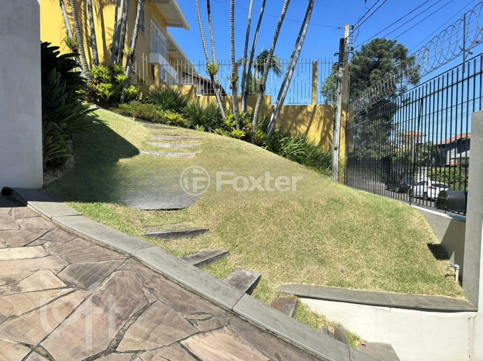 Casa à venda com 3 quartos, 237m² - Foto 38