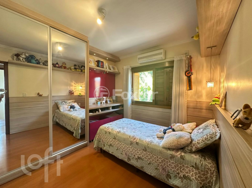Casa à venda com 3 quartos, 237m² - Foto 25