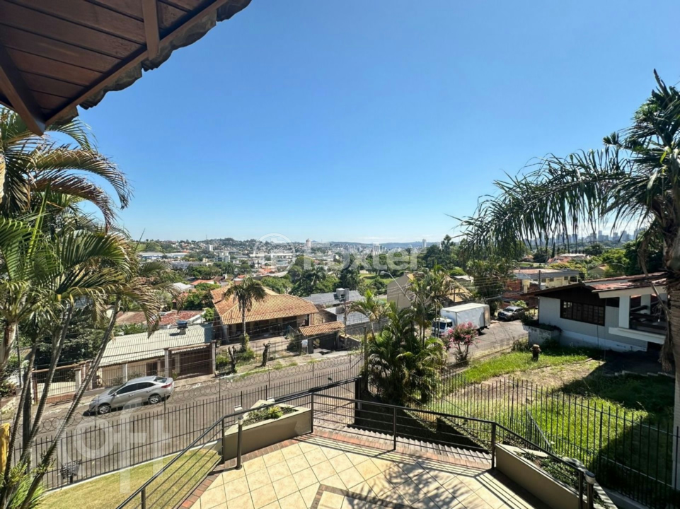 Casa à venda com 3 quartos, 237m² - Foto 23