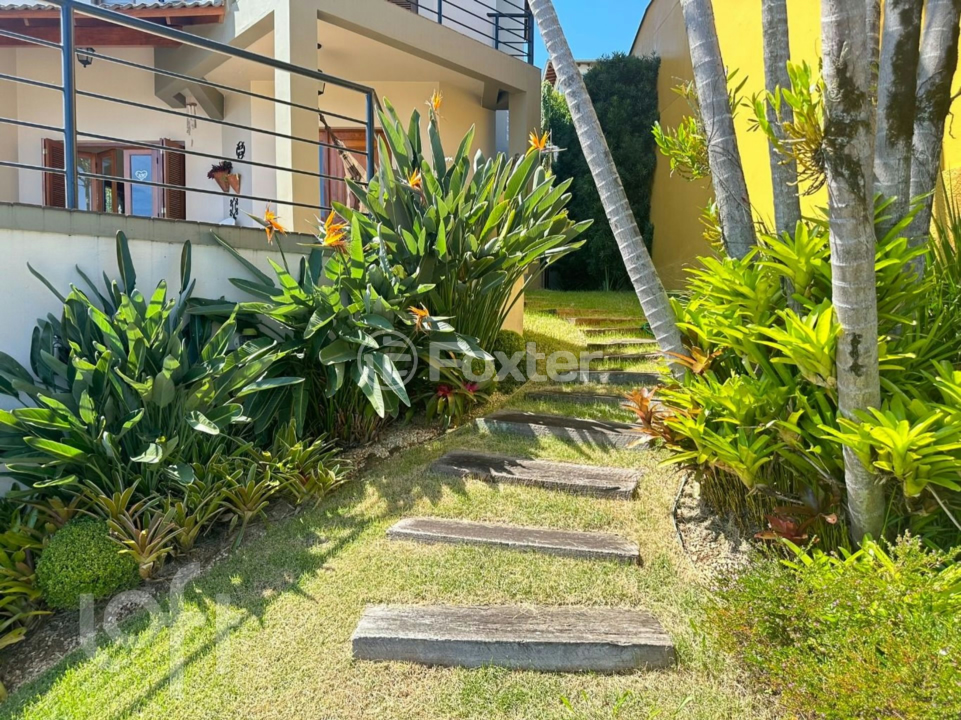 Casa à venda com 3 quartos, 237m² - Foto 45