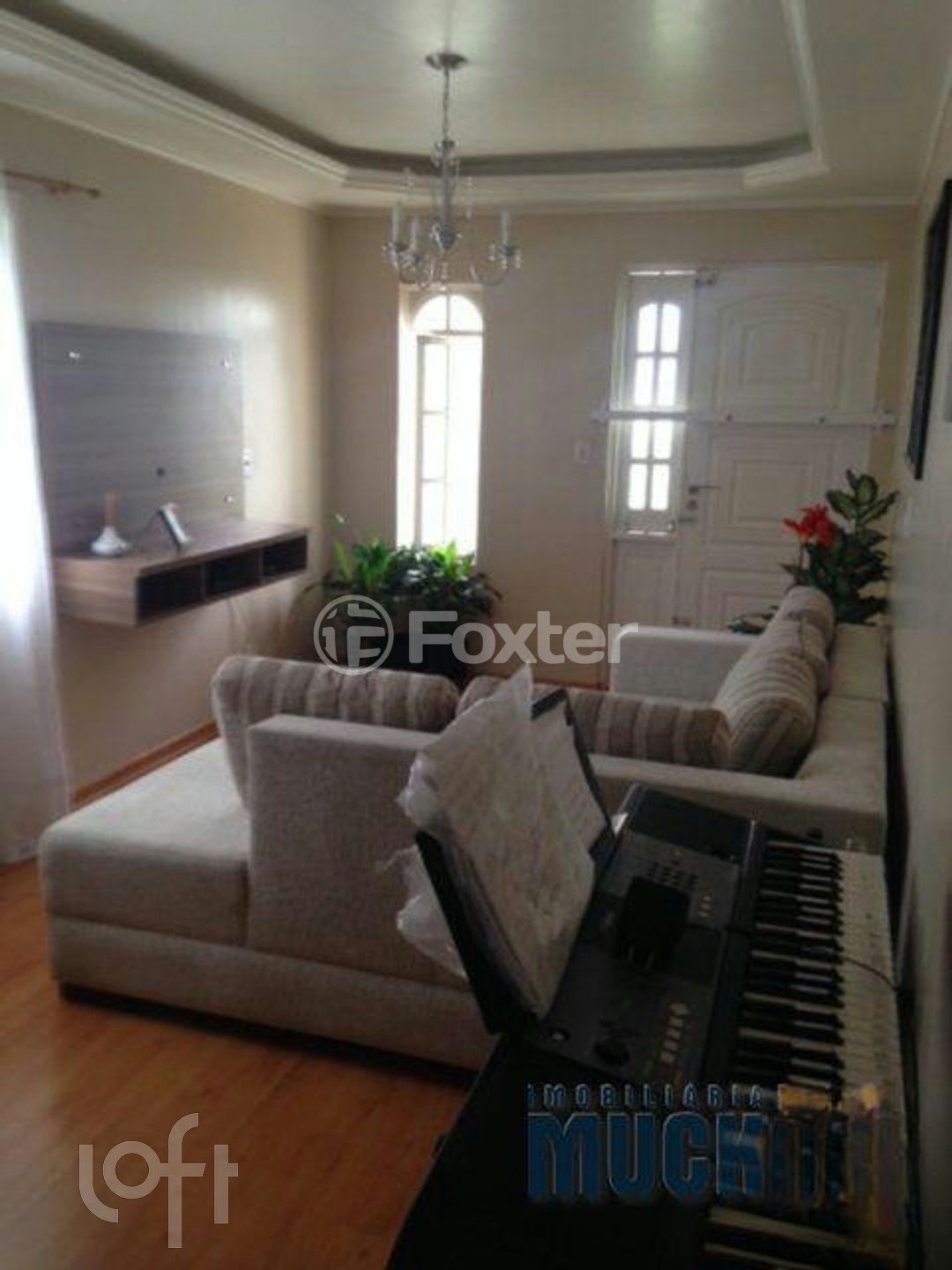 Casa à venda com 4 quartos, 198m² - Foto 1