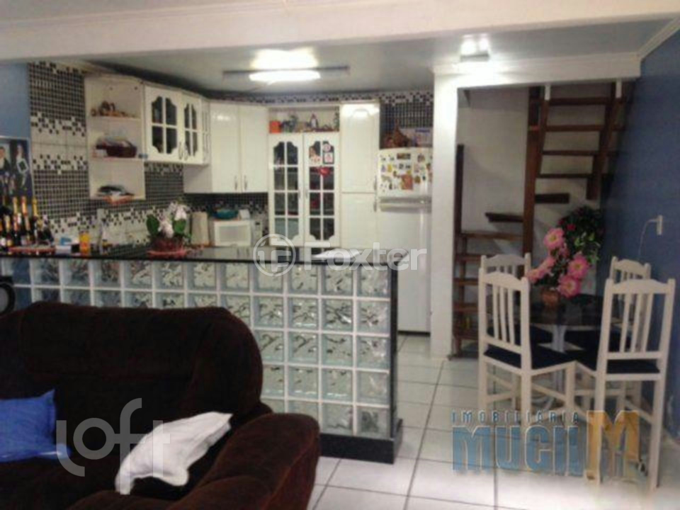 Casa à venda com 4 quartos, 198m² - Foto 3