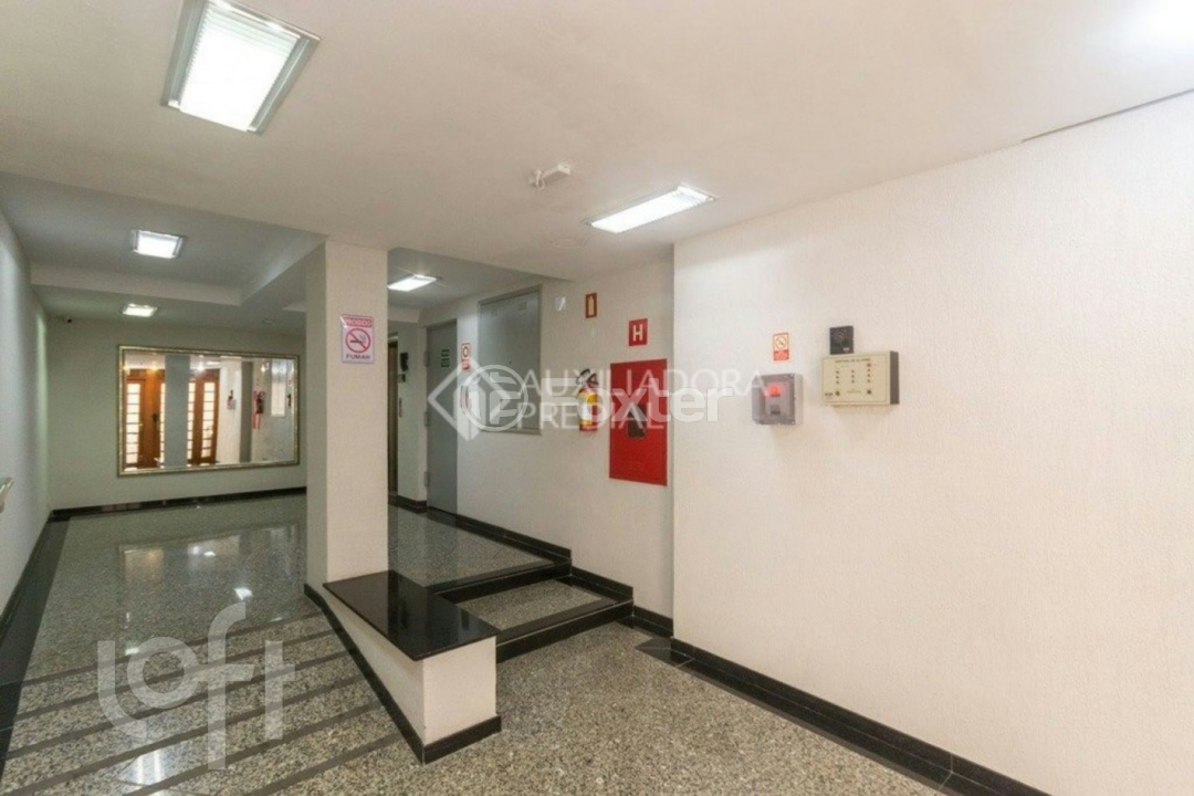 Apartamento à venda com 1 quarto, 42m² - Foto 16