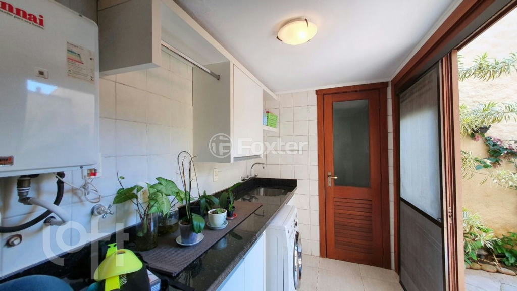 Casa de Condomínio à venda com 3 quartos, 219m² - Foto 11