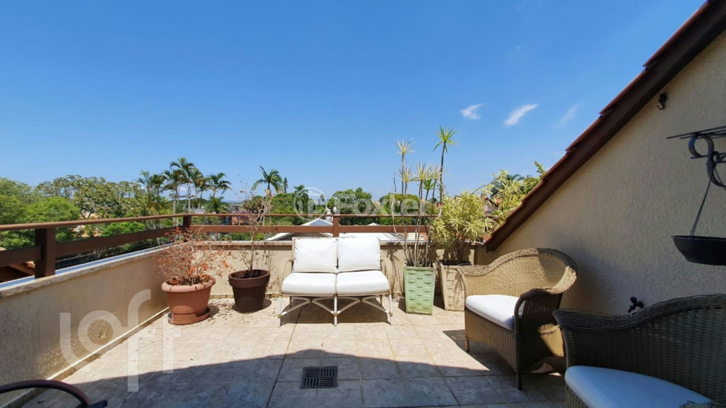 Casa de Condomínio à venda com 3 quartos, 219m² - Foto 1