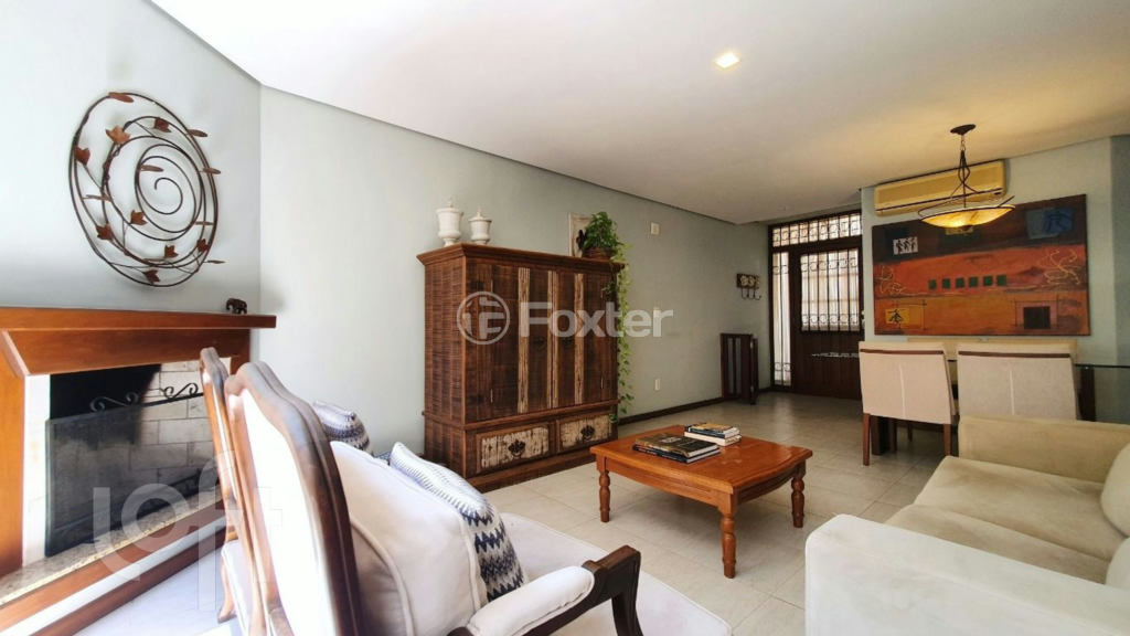 Casa de Condomínio à venda com 3 quartos, 219m² - Foto 3
