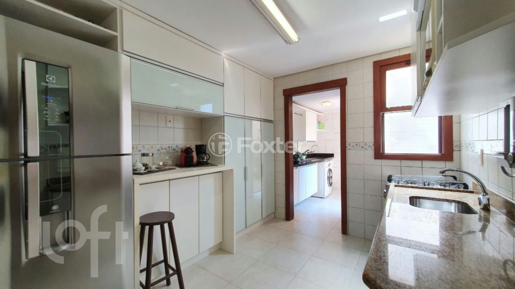 Casa de Condomínio à venda com 3 quartos, 219m² - Foto 10