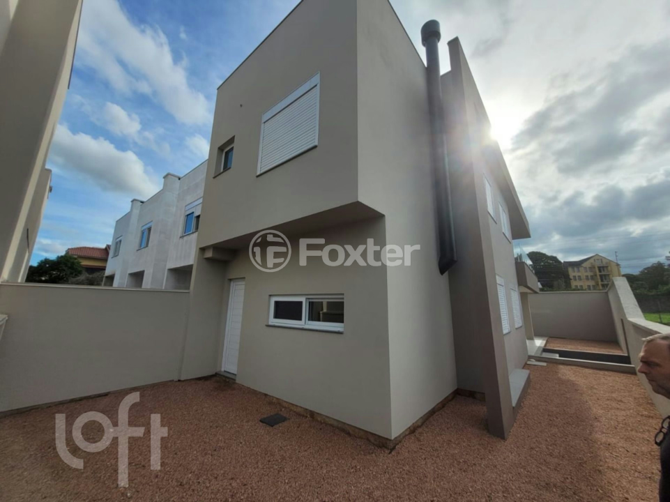 Casa à venda com 3 quartos, 180m² - Foto 2