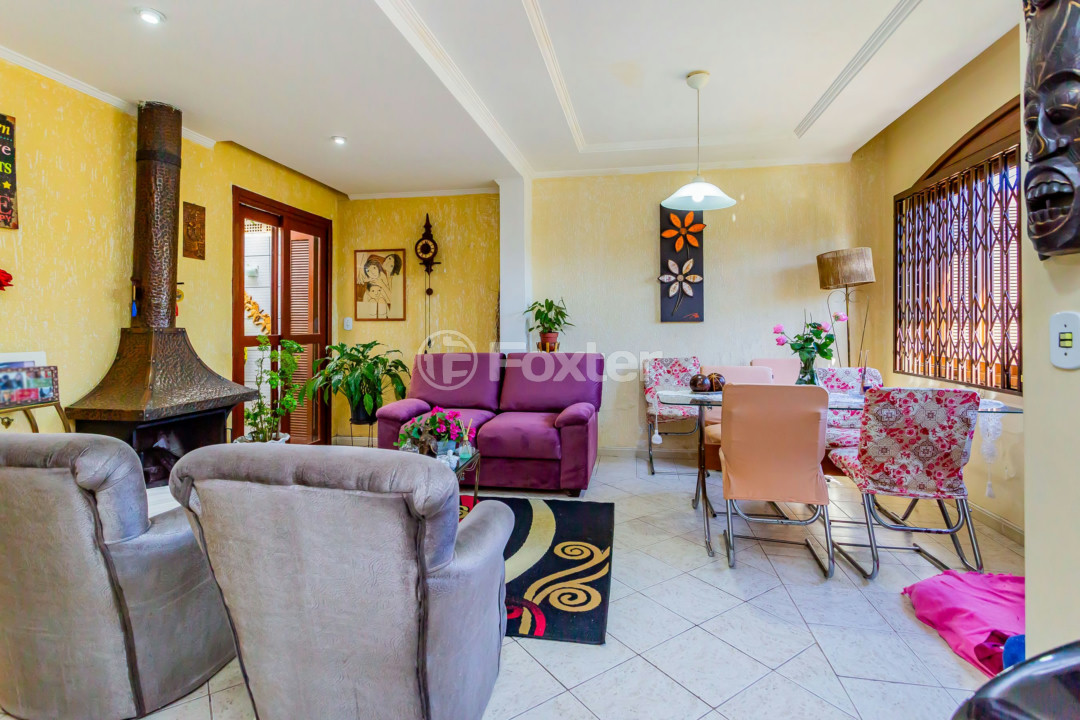 Casa à venda com 3 quartos, 155m² - Foto 4