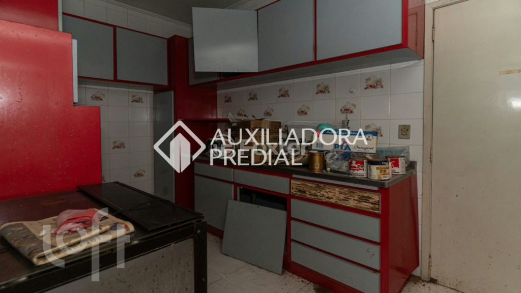 Apartamento à venda com 3 quartos, 158m² - Foto 13