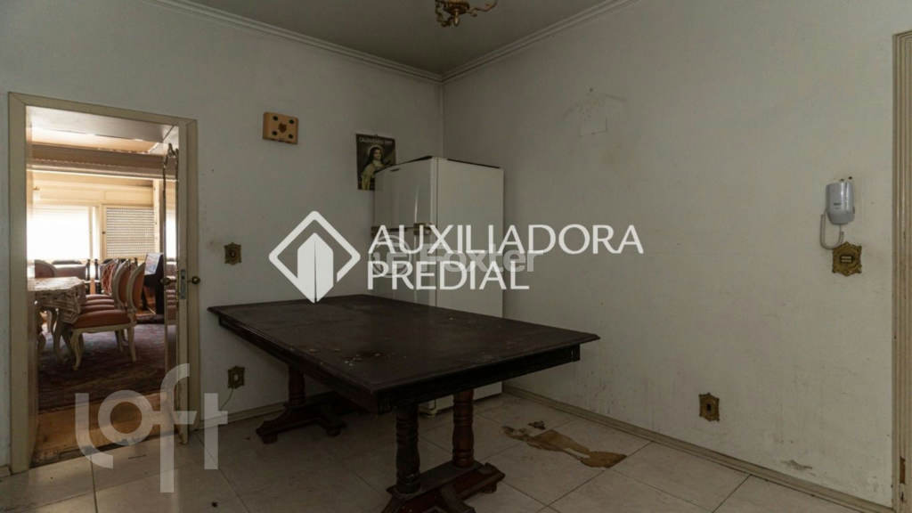 Apartamento à venda com 3 quartos, 158m² - Foto 11