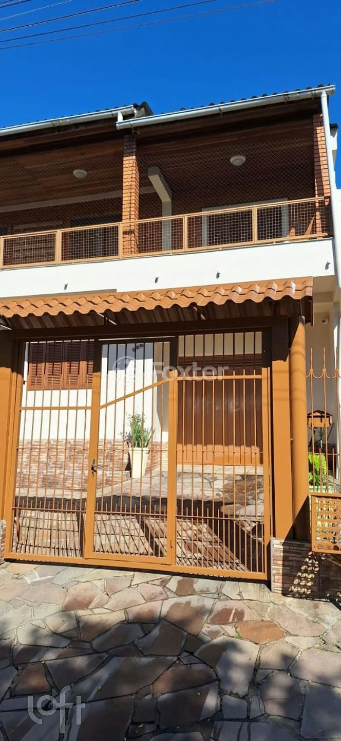 Casa à venda com 4 quartos, 132m² - Foto 1