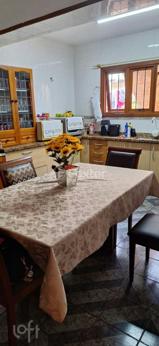 Casa à venda com 4 quartos, 132m² - Foto 4
