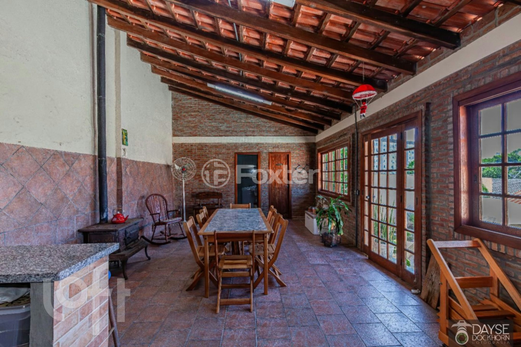 Casa à venda com 3 quartos, 205m² - Foto 18