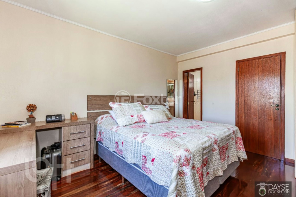 Casa à venda com 3 quartos, 205m² - Foto 6
