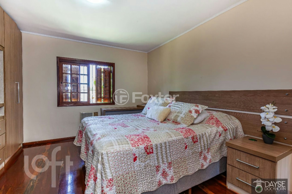 Casa à venda com 3 quartos, 205m² - Foto 9
