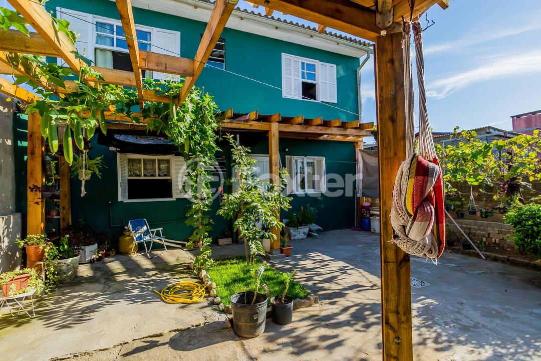 Casa à venda com 4 quartos, 160m² - Foto 3