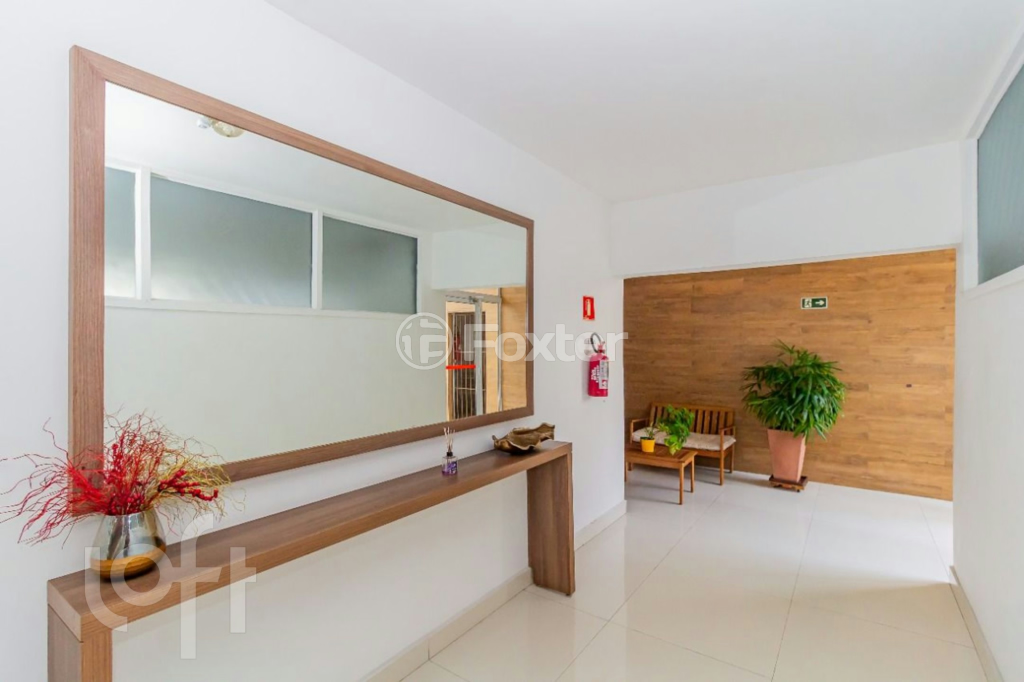 Apartamento à venda com 3 quartos, 75m² - Foto 32