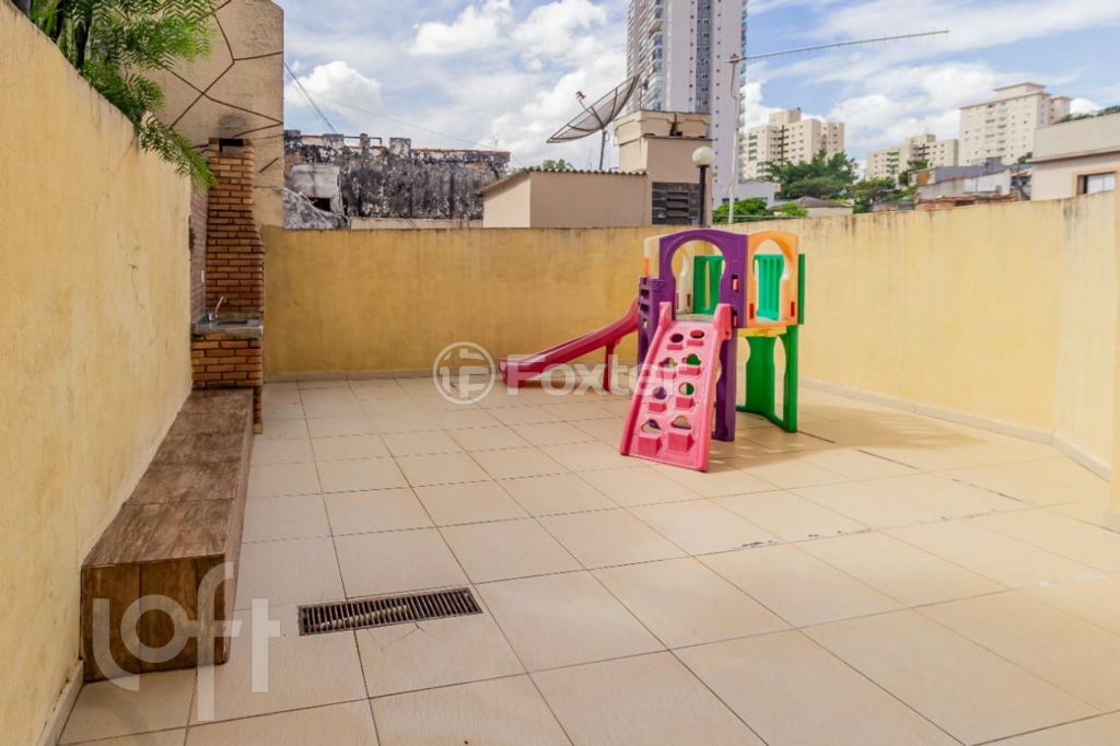Apartamento à venda com 3 quartos, 75m² - Foto 35
