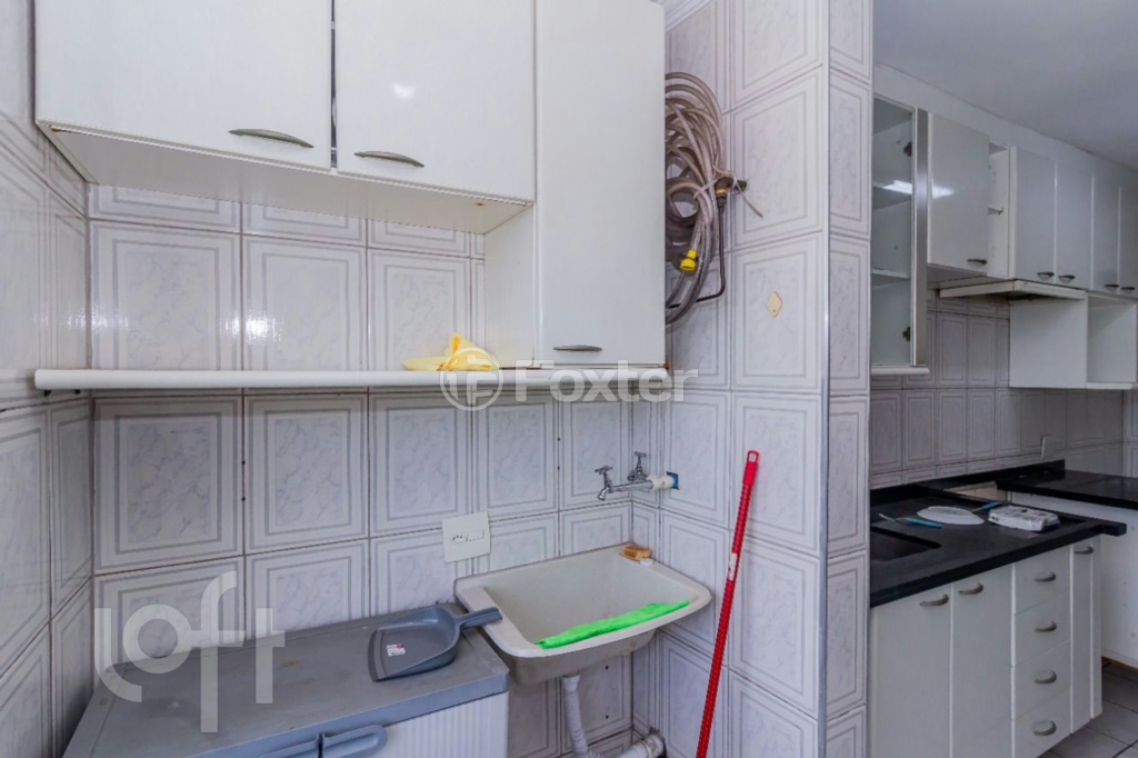 Apartamento à venda com 3 quartos, 75m² - Foto 15