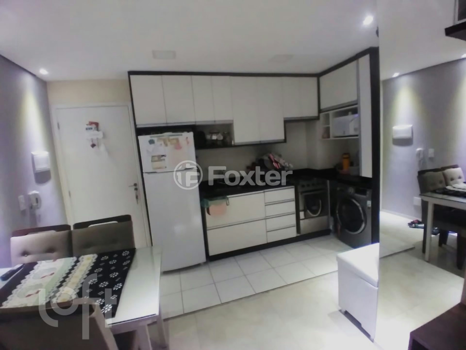Apartamento à venda com 2 quartos, 38m² - Foto 6