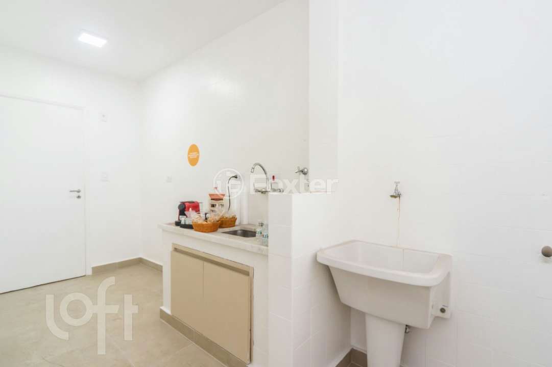 Kitnet e Studio à venda com 1 quarto, 38m² - Foto 17
