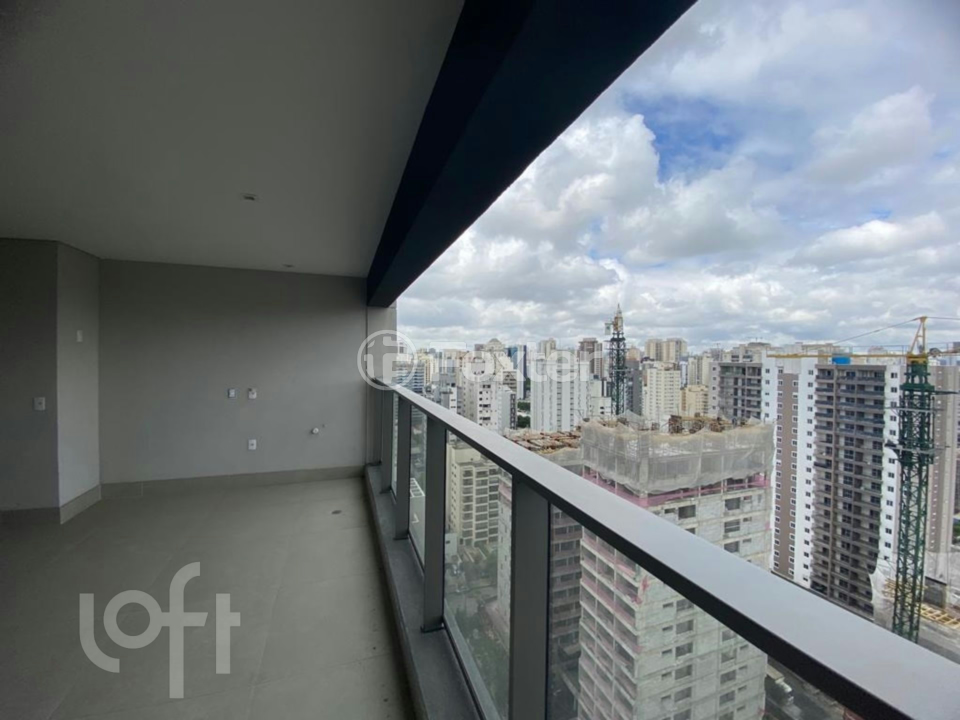 Apartamento à venda com 3 quartos, 125m² - Foto 2