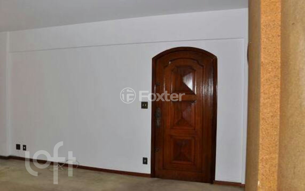Apartamento à venda com 3 quartos, 136m² - Foto 1